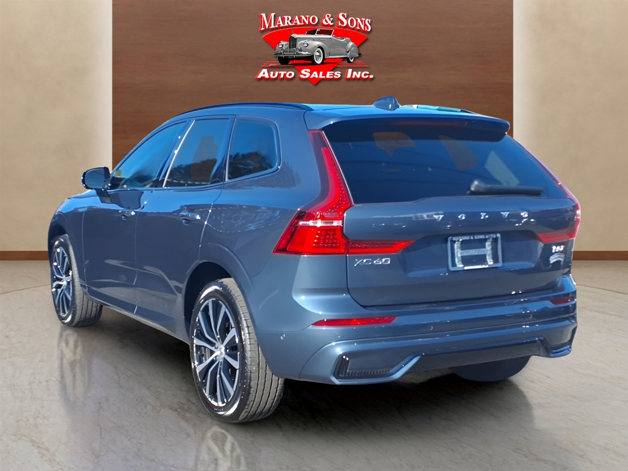 Volvo XC60 B5 AWD Plus 2025