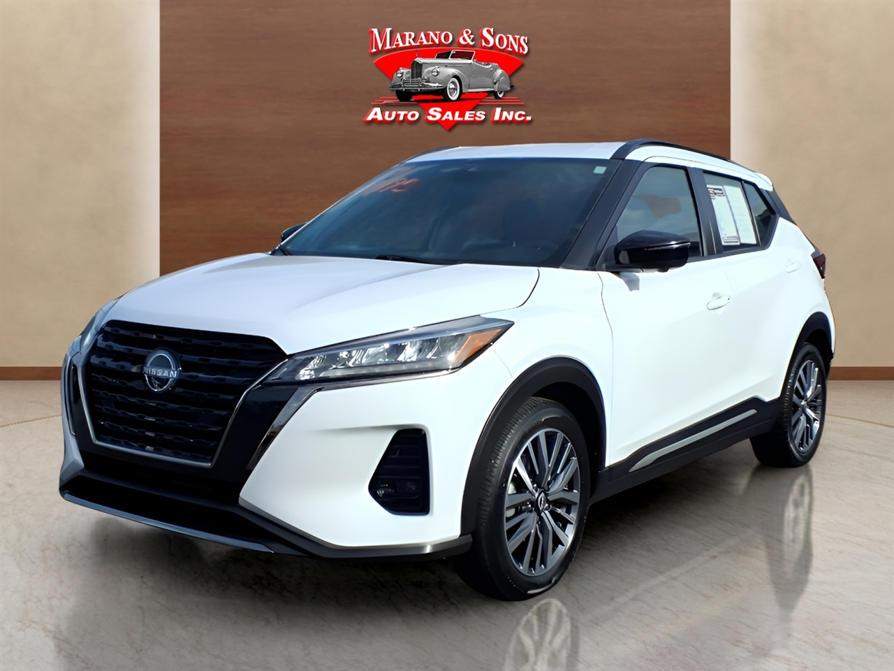 2024 Nissan Kicks SR FWD