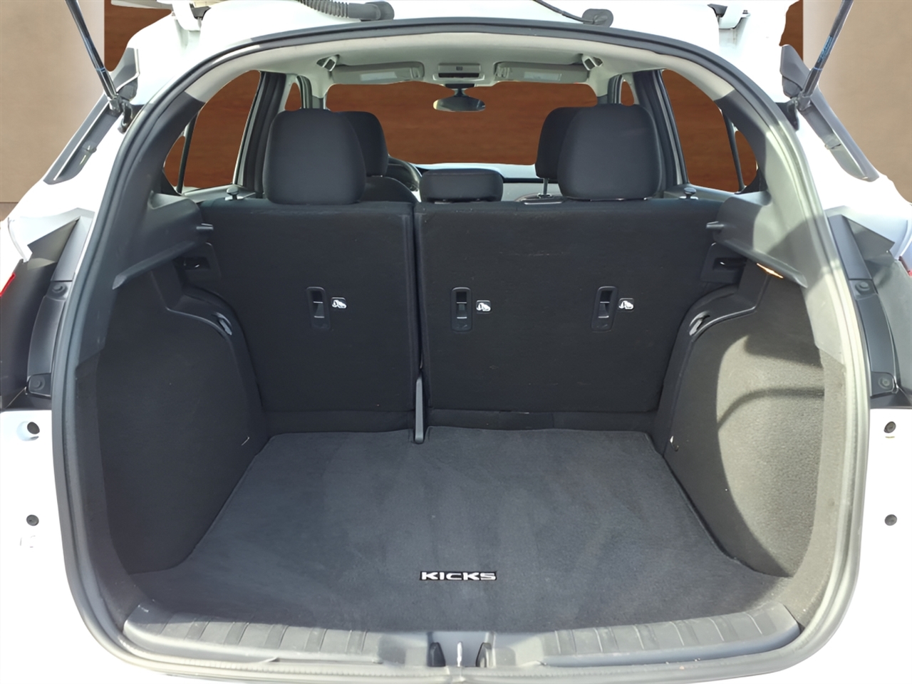 Nissan Kicks SR FWD 2024