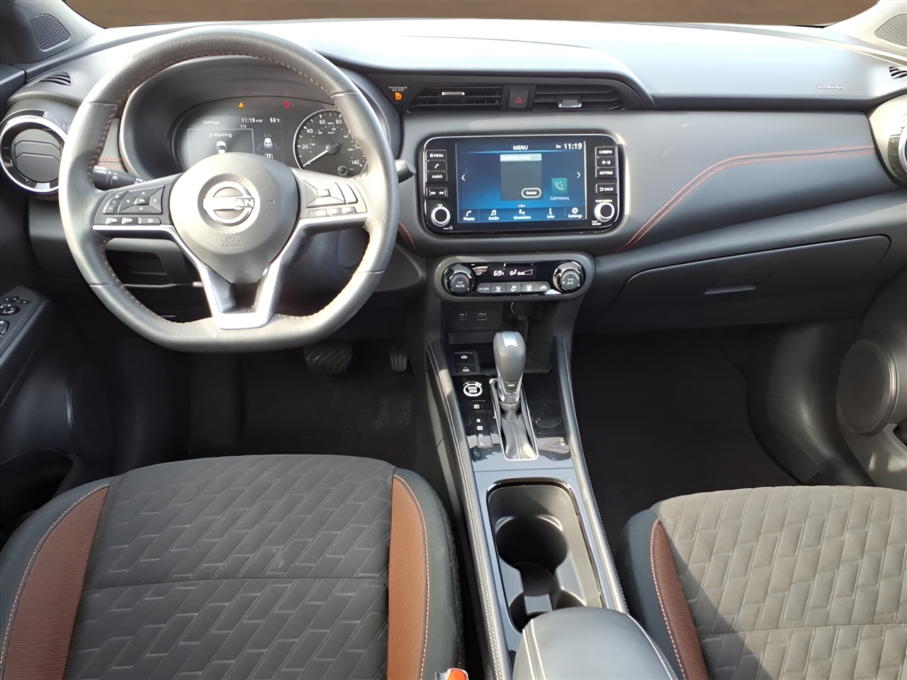 Nissan Kicks SR FWD 2024