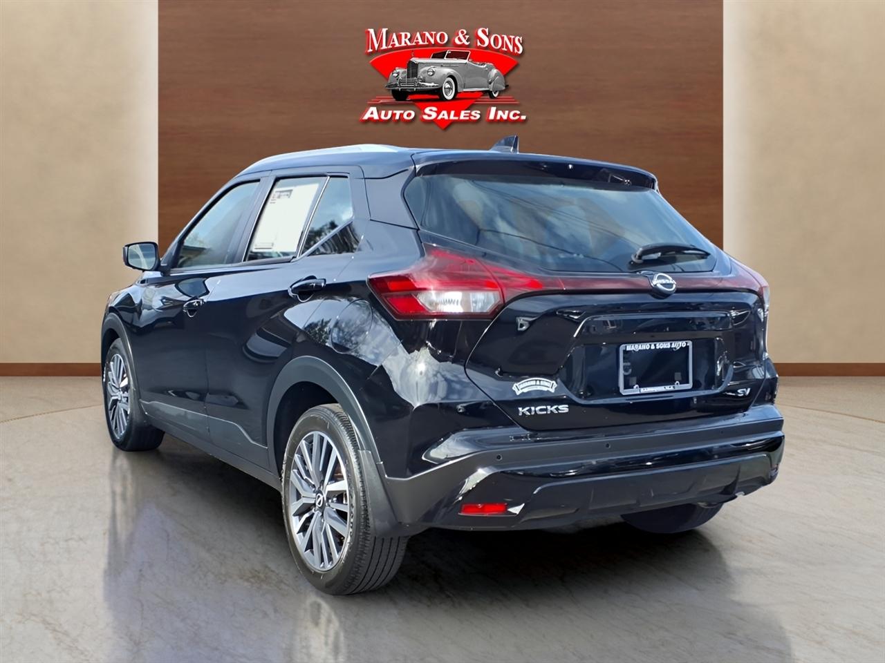 Nissan Kicks SV FWD 2024