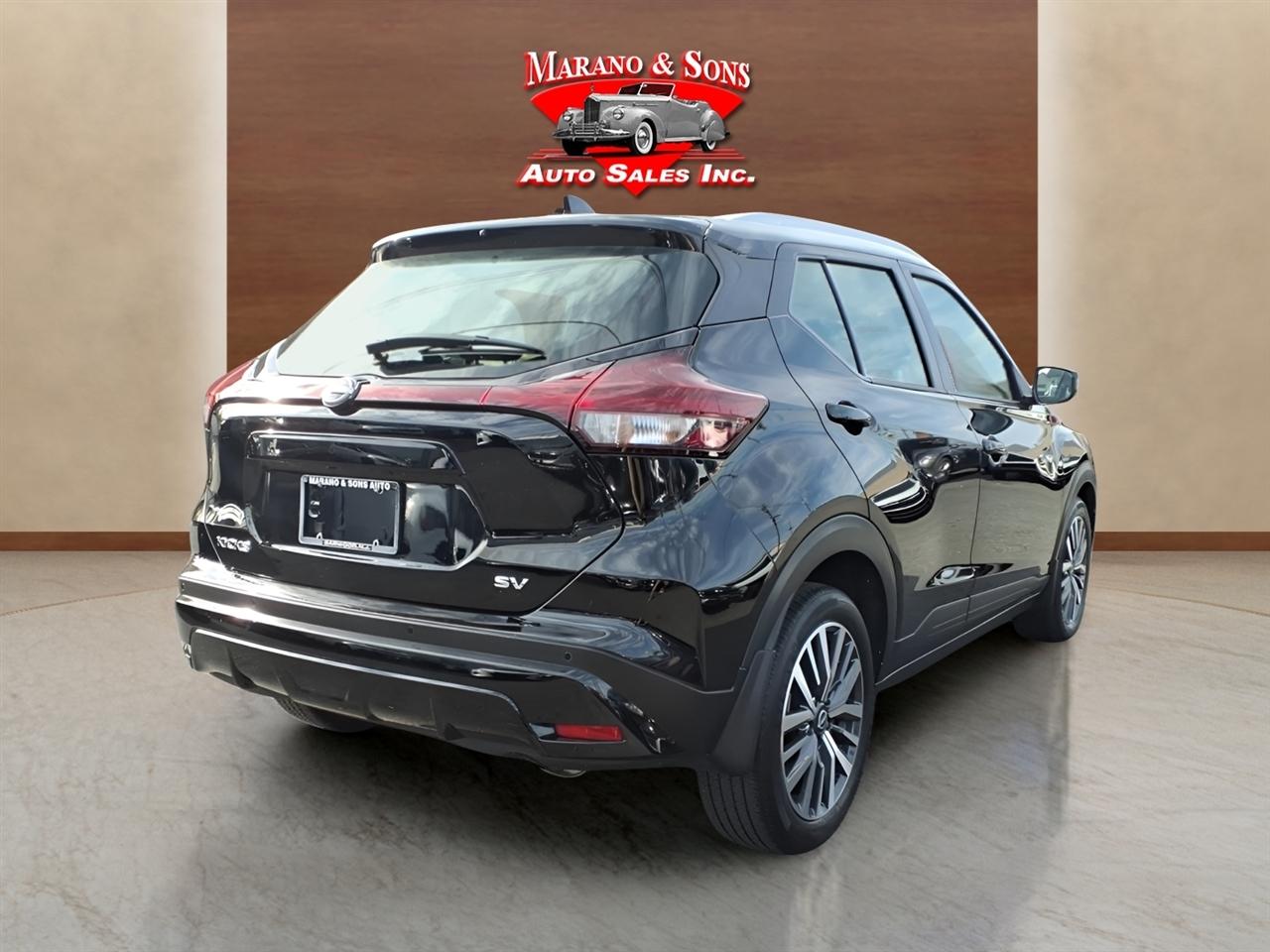 Nissan Kicks SV FWD 2024