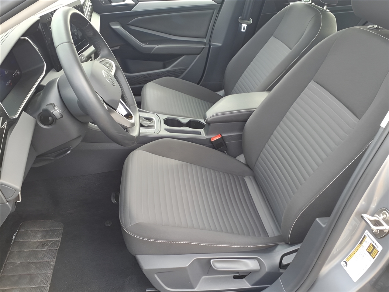 Volkswagen Jetta S Auto 2025