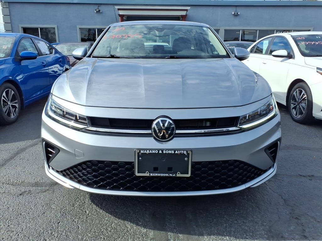 Volkswagen Jetta S Auto 2025