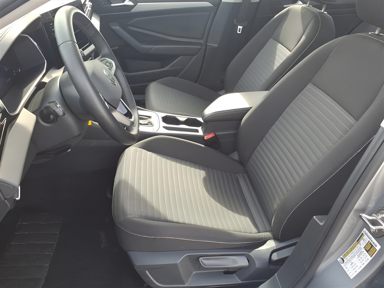 Volkswagen Jetta S Auto 2025