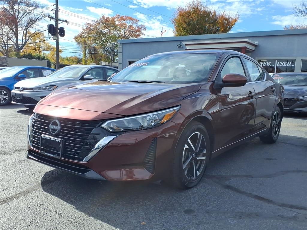 2024 Nissan Sentra SV's photo