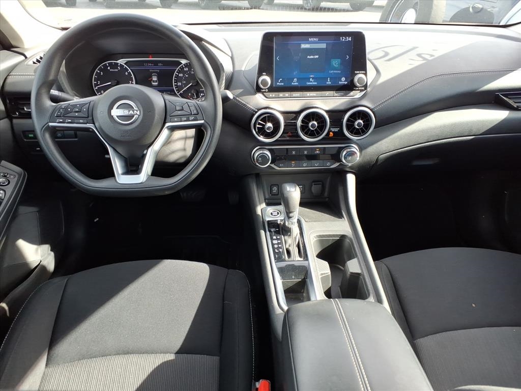 Nissan Sentra SV CVT 2024