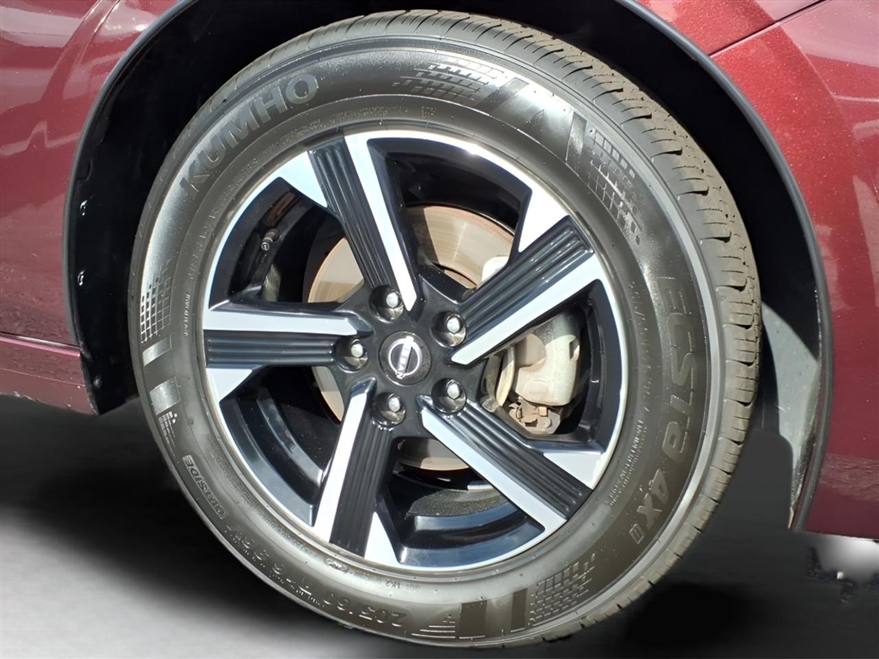 Nissan Sentra SV CVT 2024