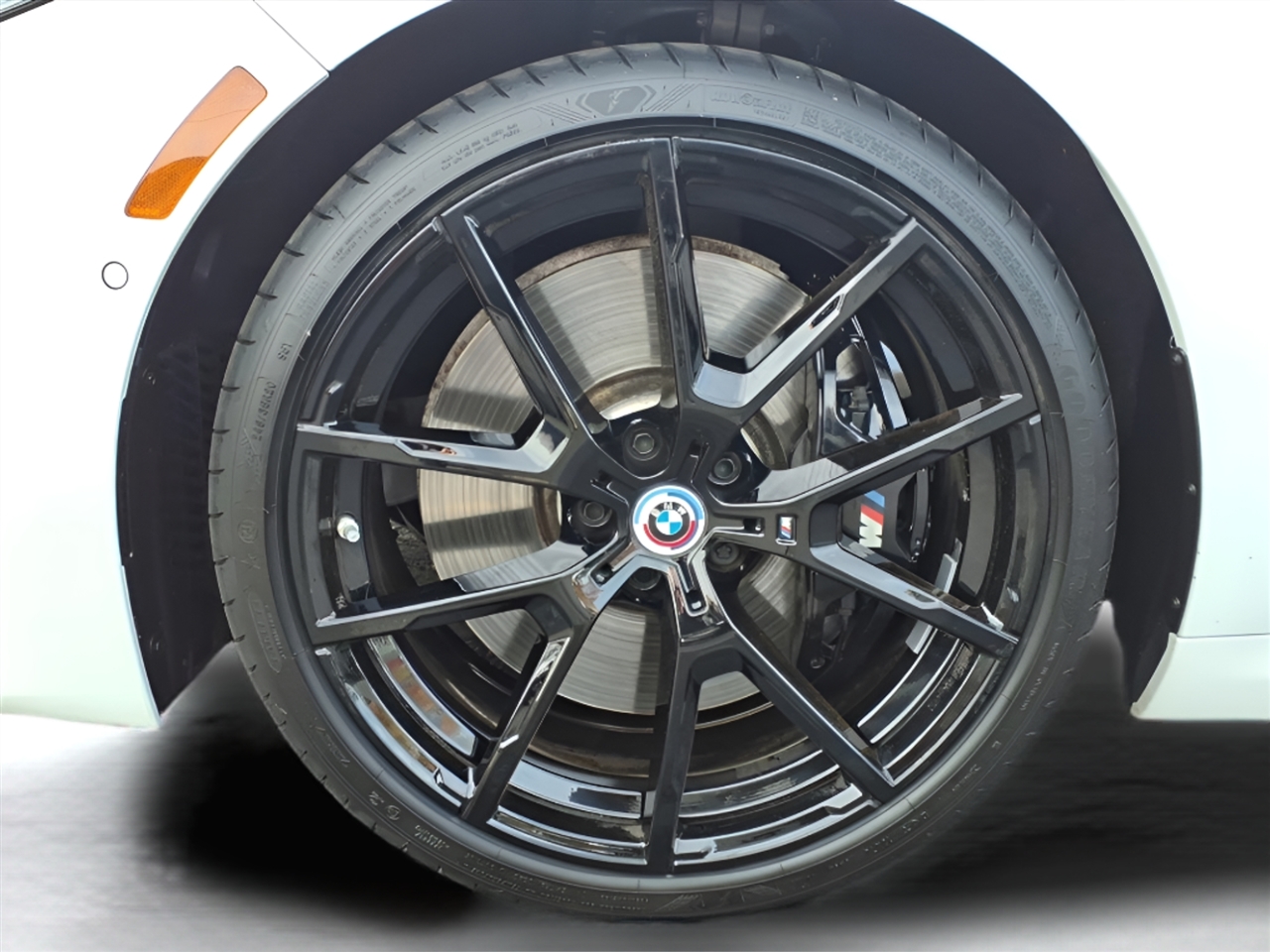 BMW 8 Series M850i xDrive Coupe 2023