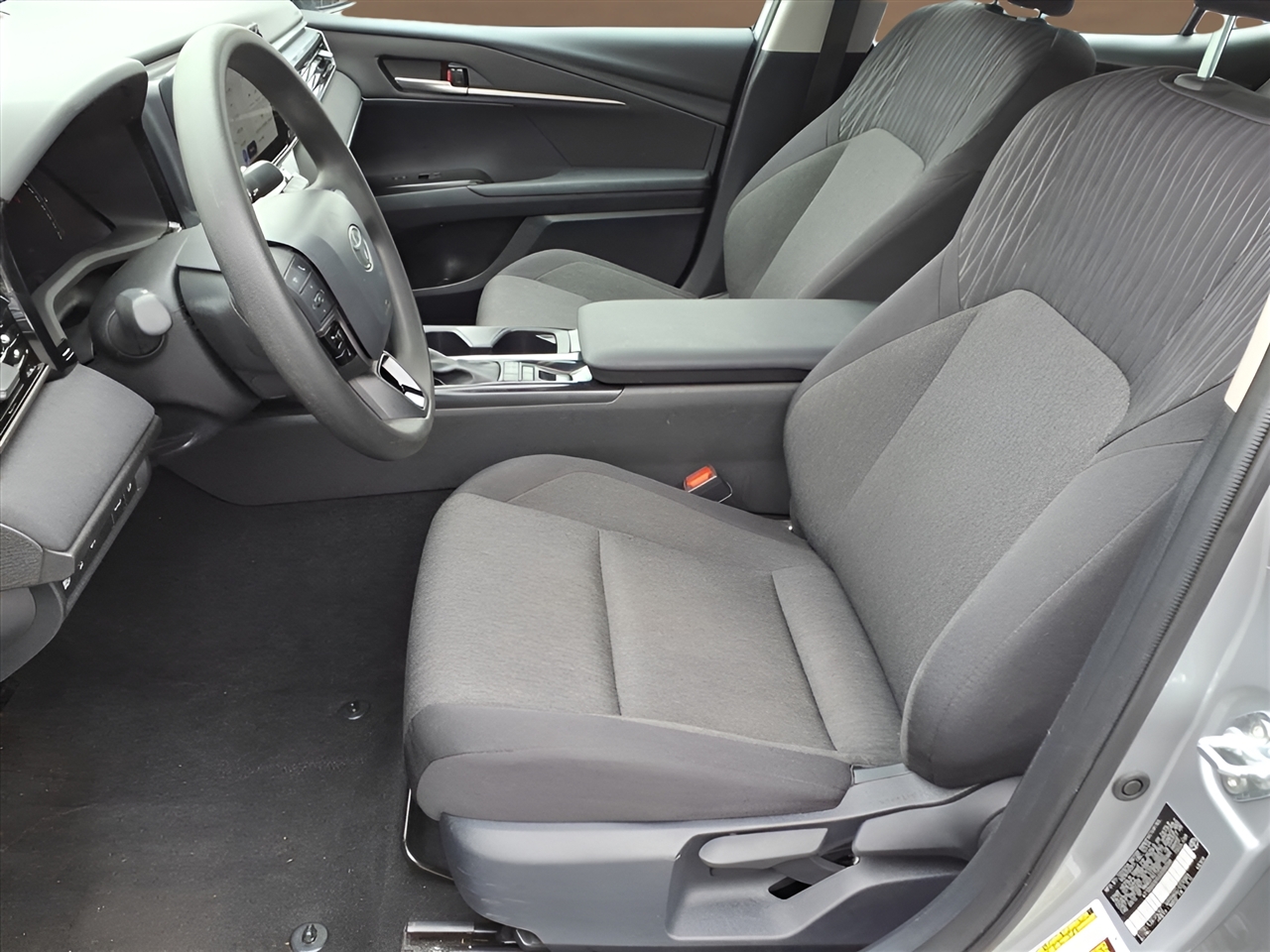 Toyota Camry XLE (Natl) 2025