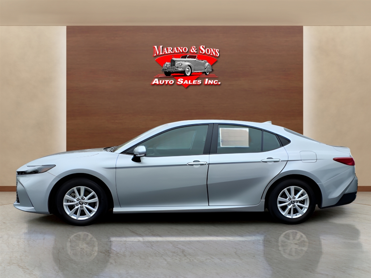 Toyota Camry XLE (Natl) 2025