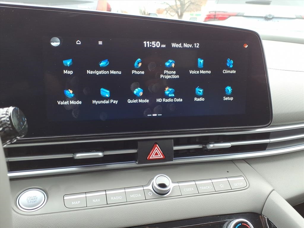 Hyundai Elantra SEL Convenience IVT 2025