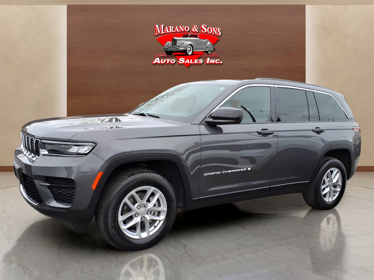 2025 Jeep Grand Cherokee Laredo X 4x4