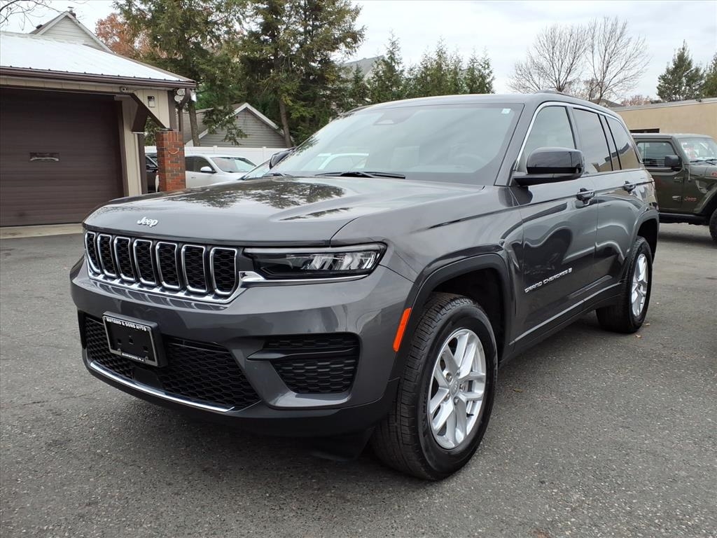 2025 Jeep Grand Cherokee Laredo X 4x4