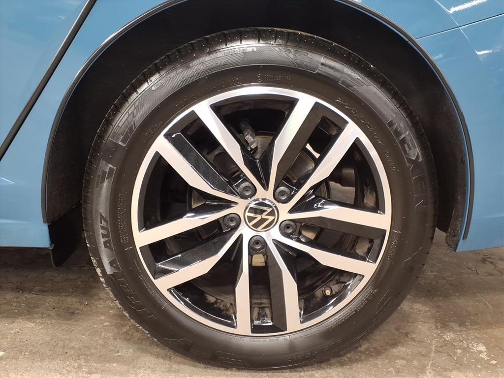 Volkswagen Jetta SE Auto 2025