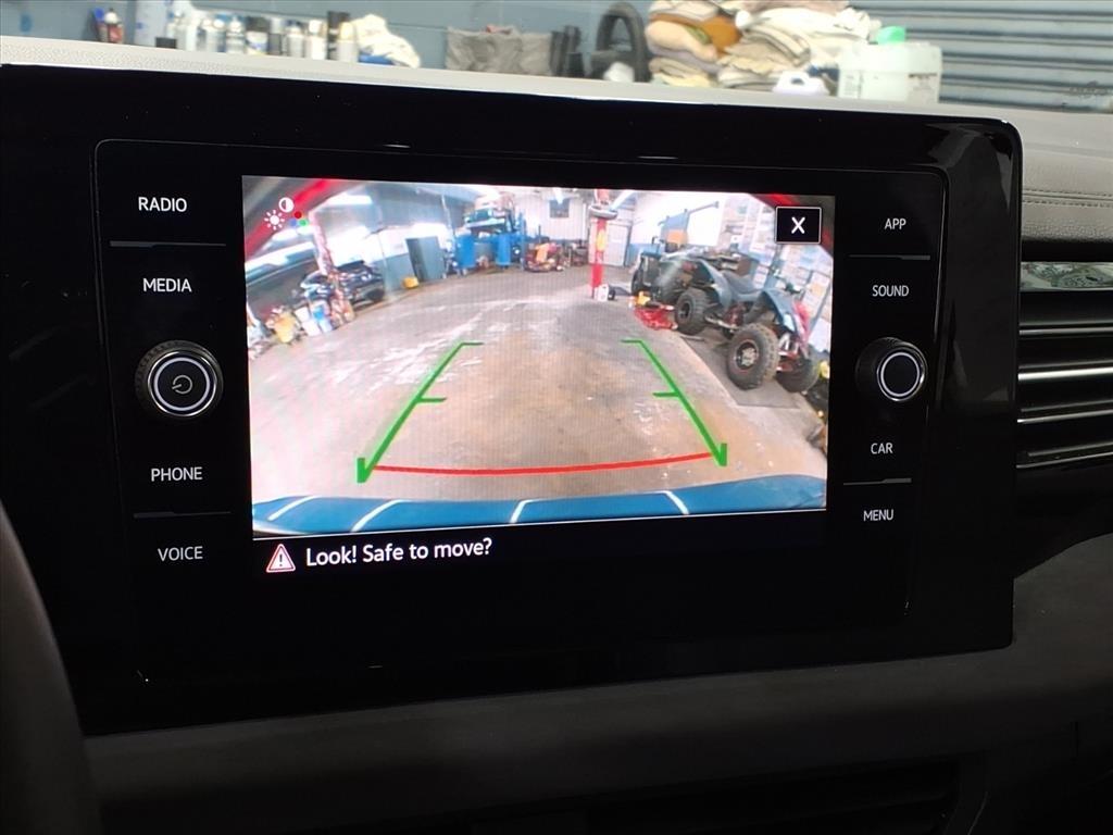 Volkswagen Jetta SE Auto 2025