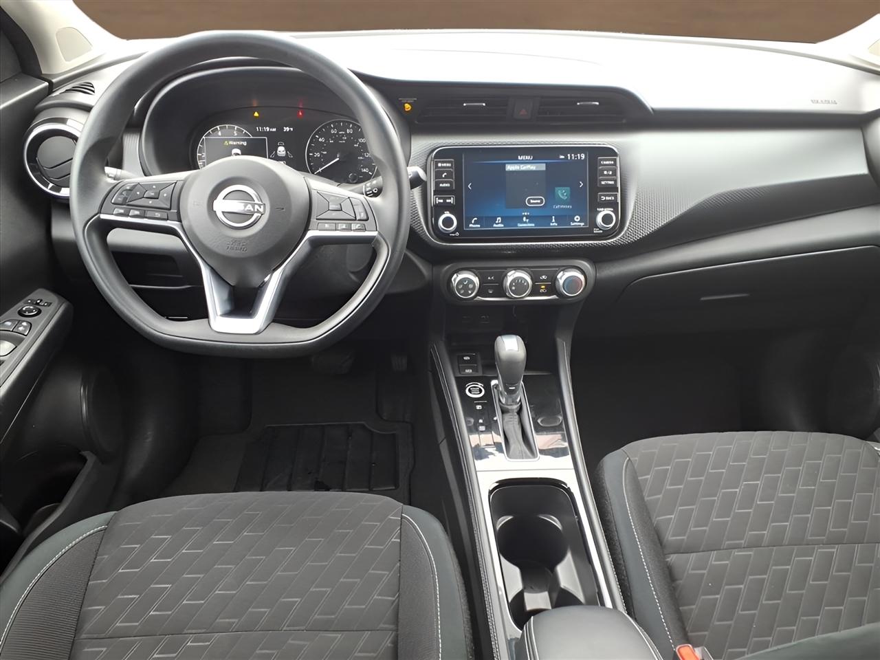 Nissan Kicks SV FWD 2024