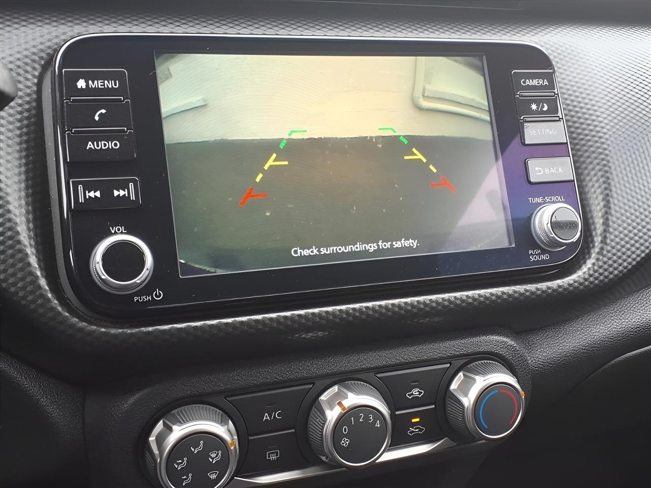 Nissan Kicks SV FWD 2024