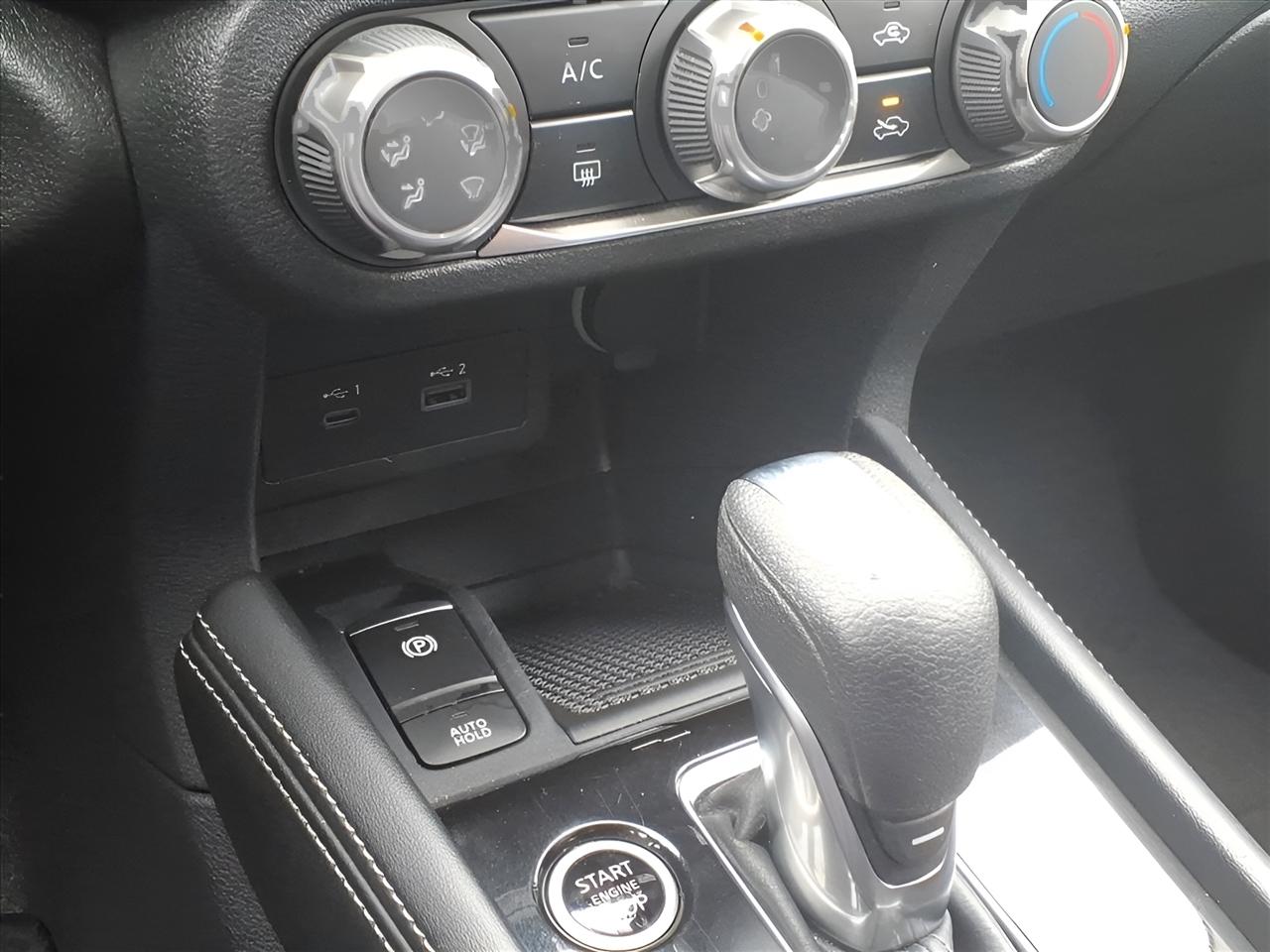 Nissan Kicks SV FWD 2024