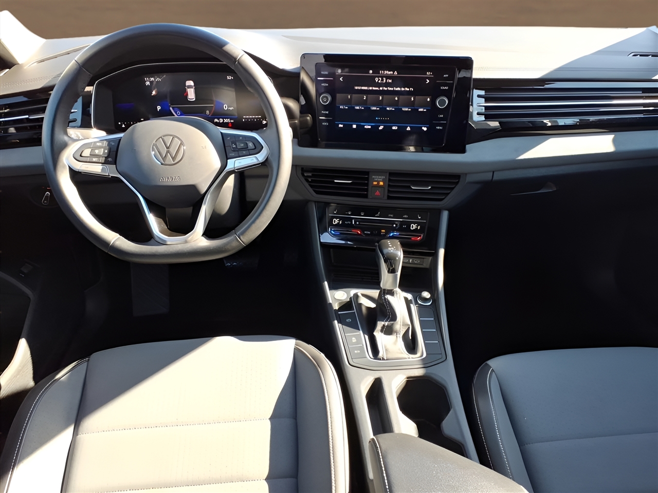 Volkswagen Jetta SE Auto 2025