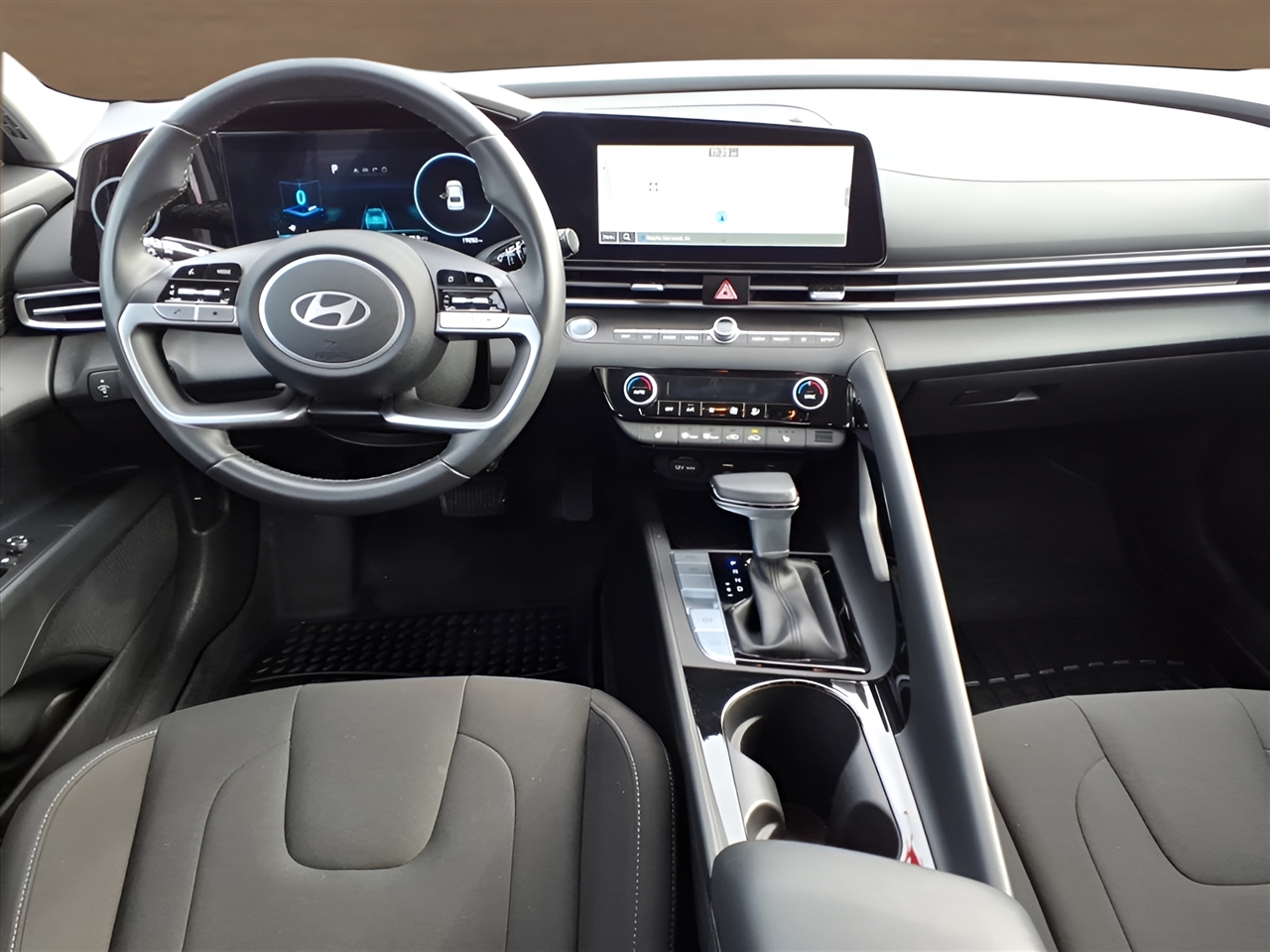 Hyundai Elantra SEL Convenience IVT 2025