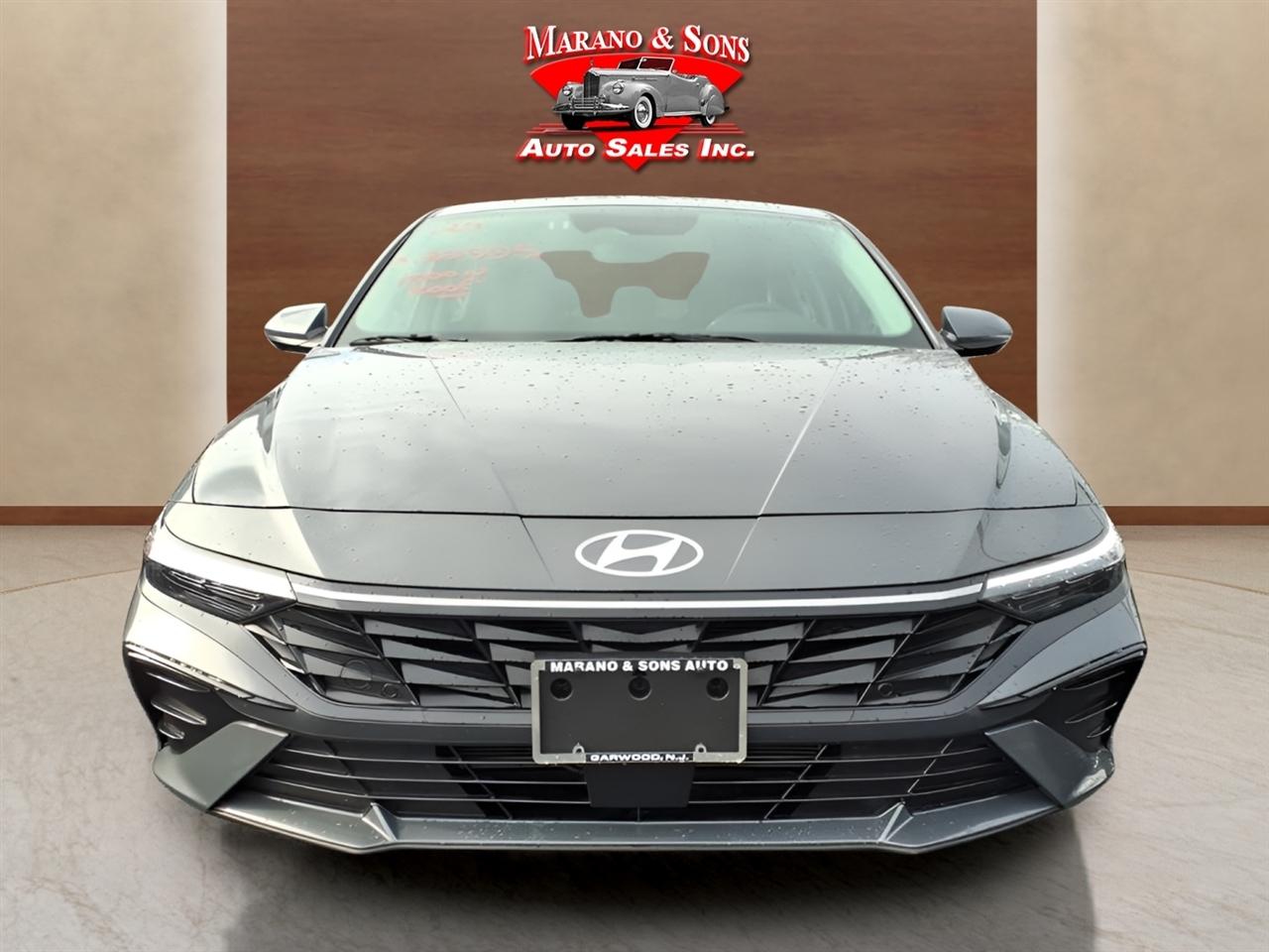 Hyundai Elantra SEL Convenience IVT 2025