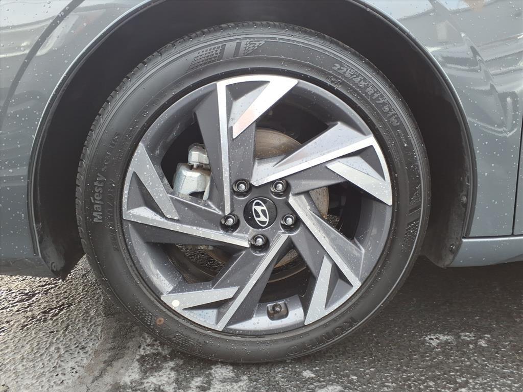 Hyundai Elantra SEL Convenience IVT 2025