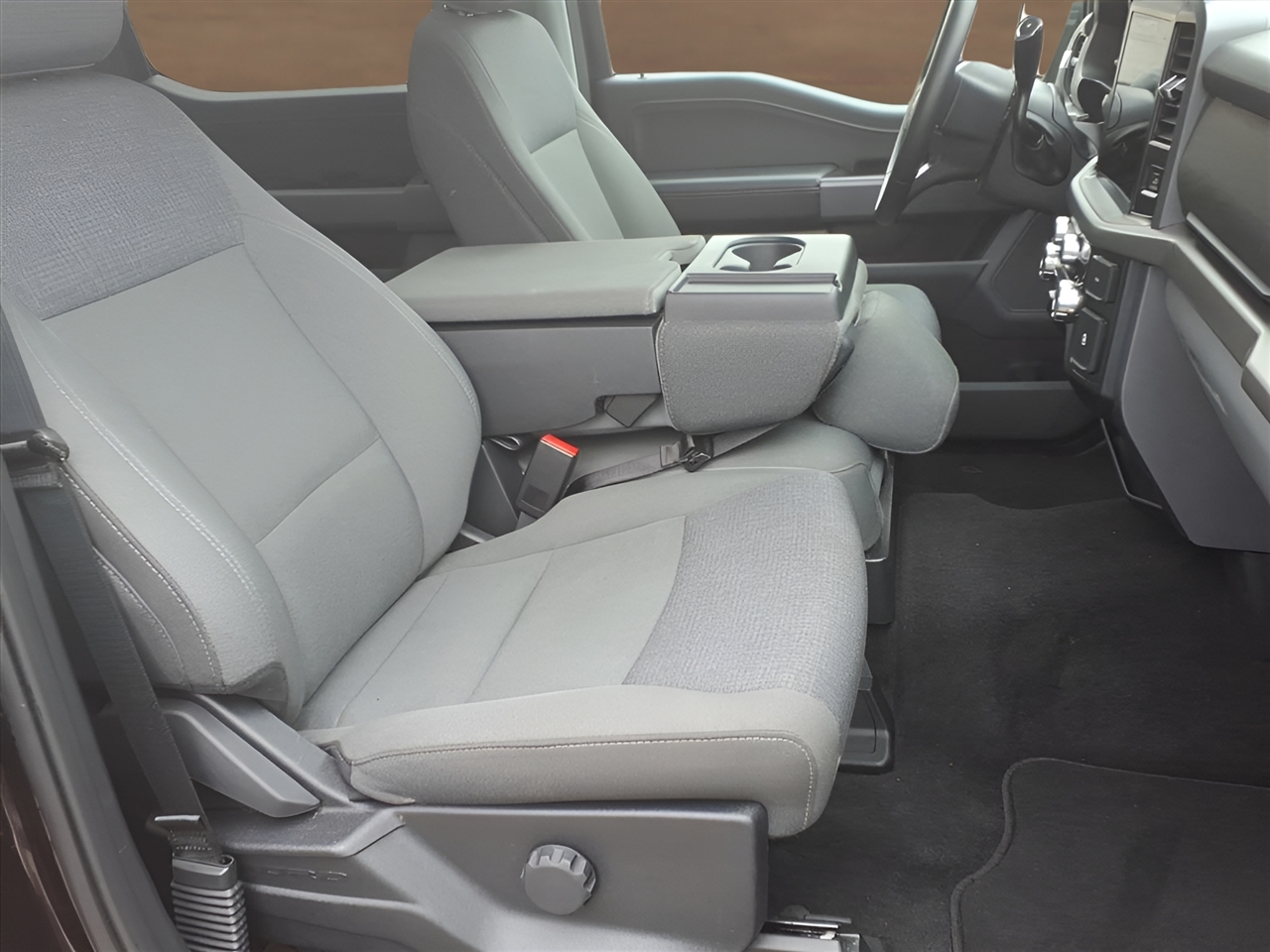 Ford F-150 XLT 4WD SuperCrew 5.5' Box 2025