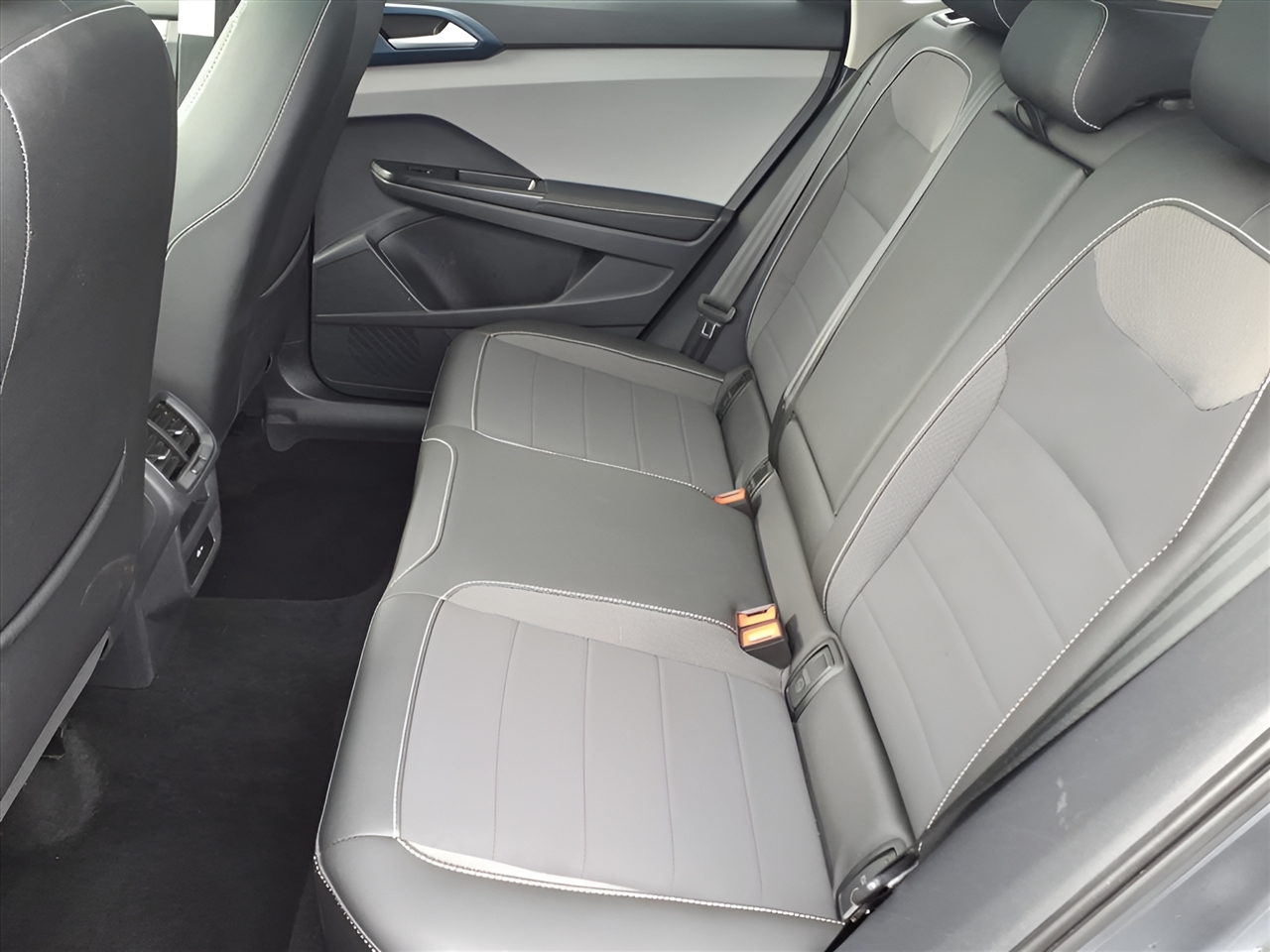 Volkswagen Taos SE 4Motion 2024