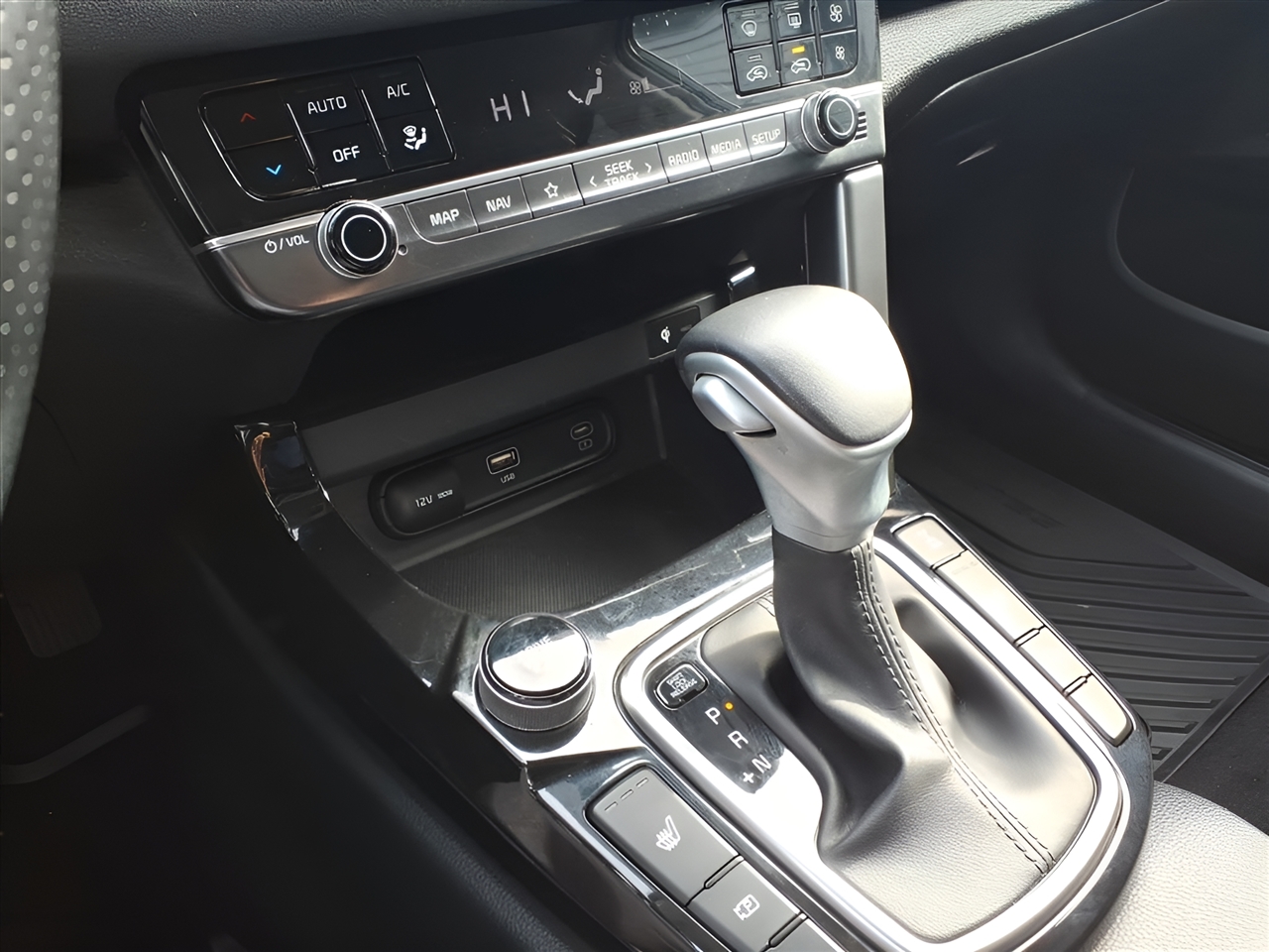 Kia Seltos SX DCT AWD 2024