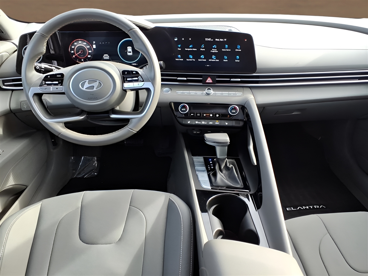 Hyundai Elantra SEL Convenience IVT 2025