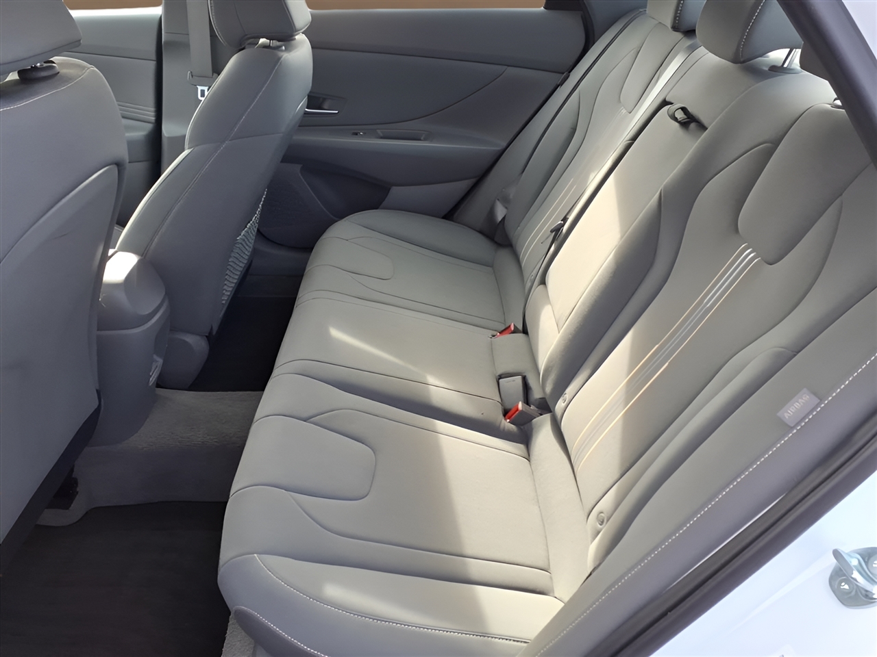 Hyundai Elantra SEL Convenience IVT 2025