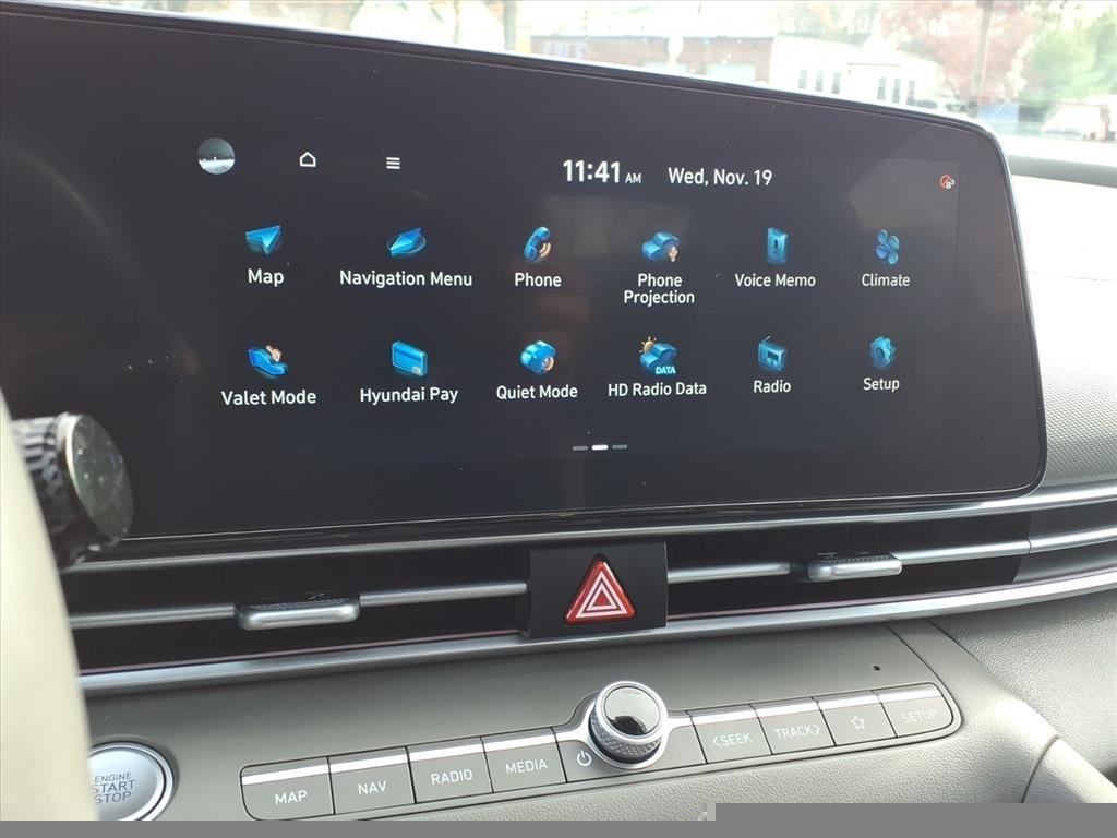 Hyundai Elantra SEL Convenience IVT 2025