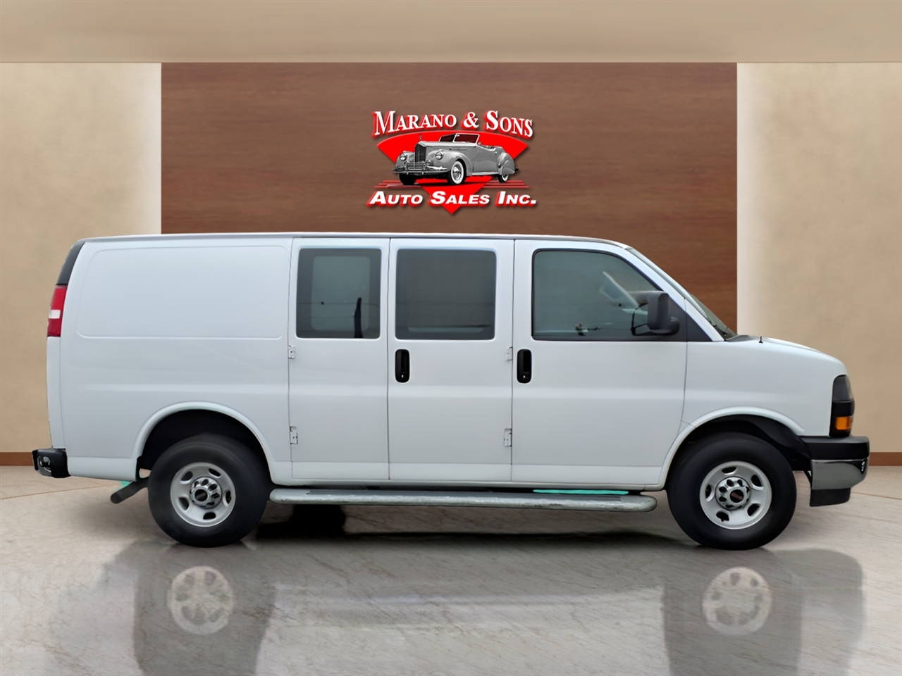 GMC Savana Cargo Van RWD 2500 135" 2024
