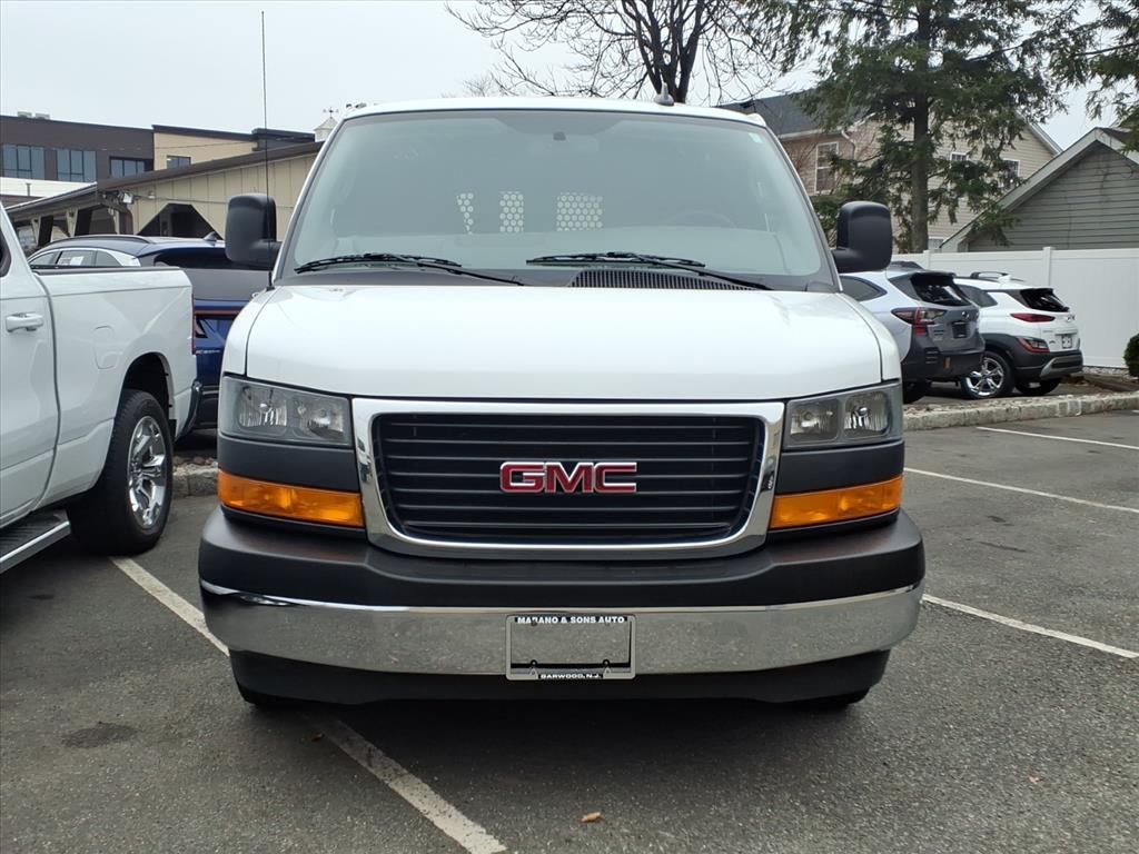 GMC Savana Cargo Van RWD 2500 135" 2024