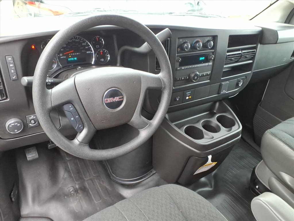 GMC Savana Cargo Van RWD 2500 135" 2024