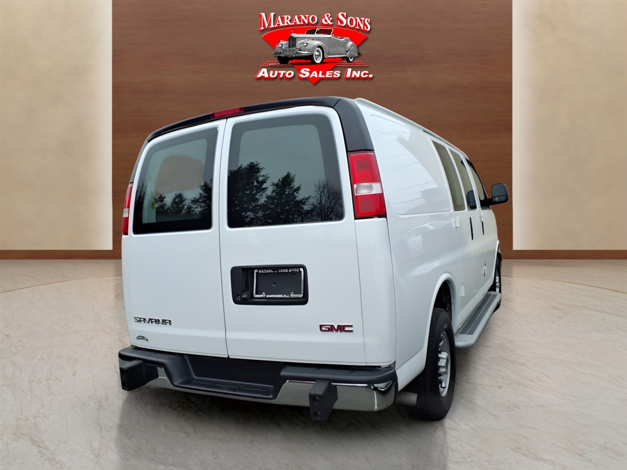 GMC Savana Cargo Van RWD 2500 135" 2024