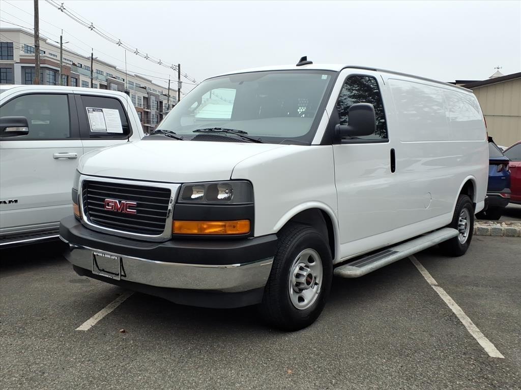 2024 GMC Savana Cargo Van RWD 2500 135"