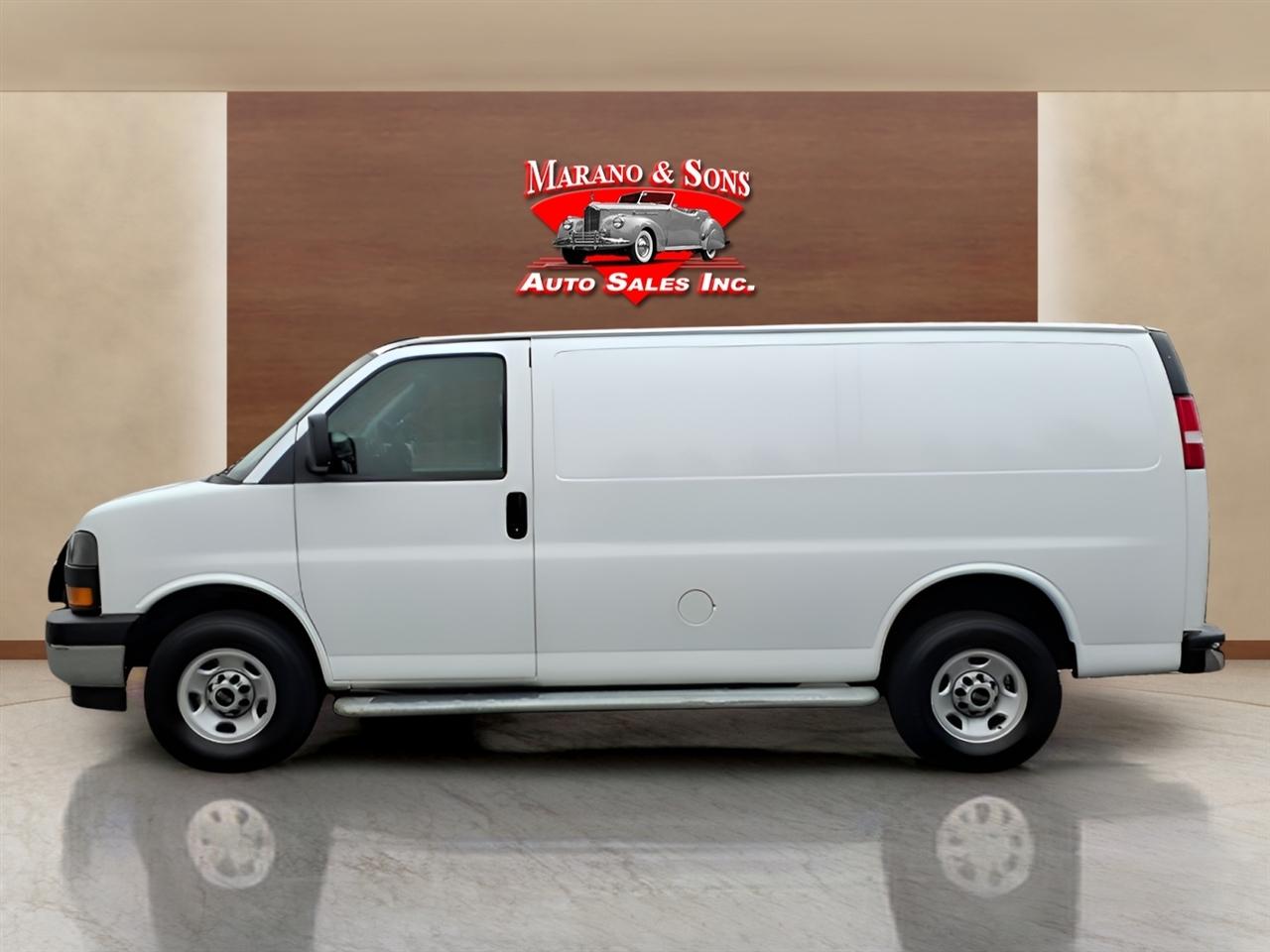 GMC Savana Cargo Van RWD 2500 135" 2024