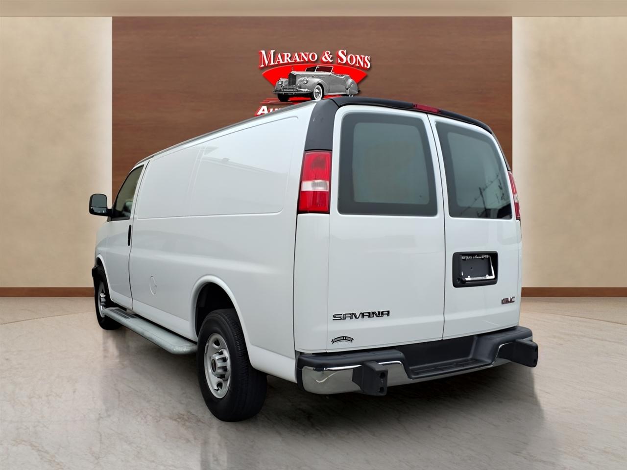 GMC Savana Cargo Van RWD 2500 135" 2024