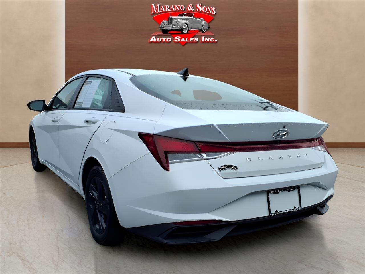 Hyundai Elantra SEL IVT 2023