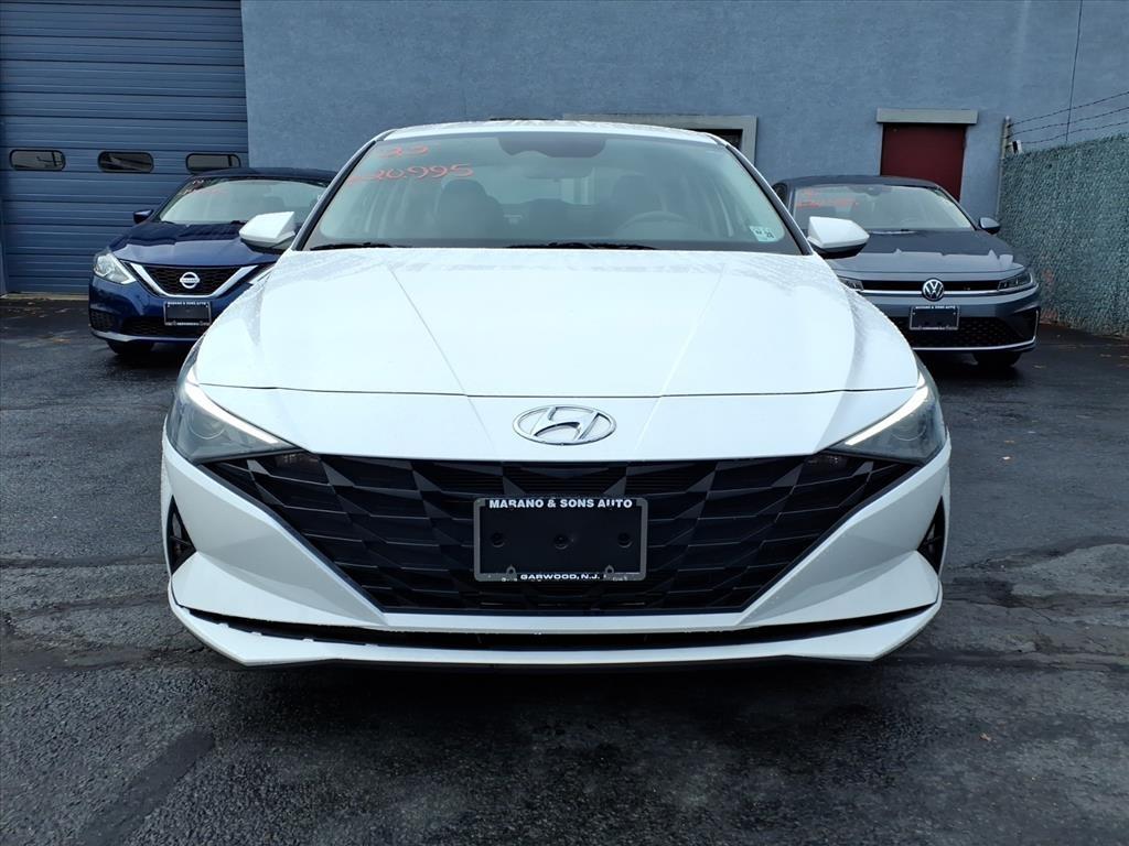 Hyundai Elantra SEL IVT 2023