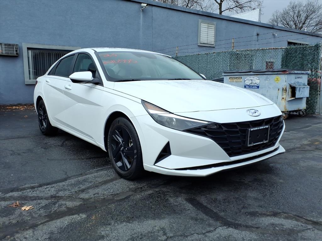 Hyundai Elantra SEL IVT 2023