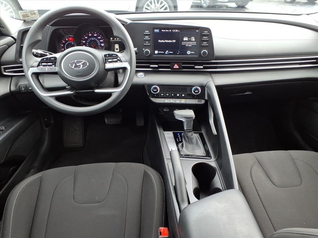 Hyundai Elantra SEL IVT 2023