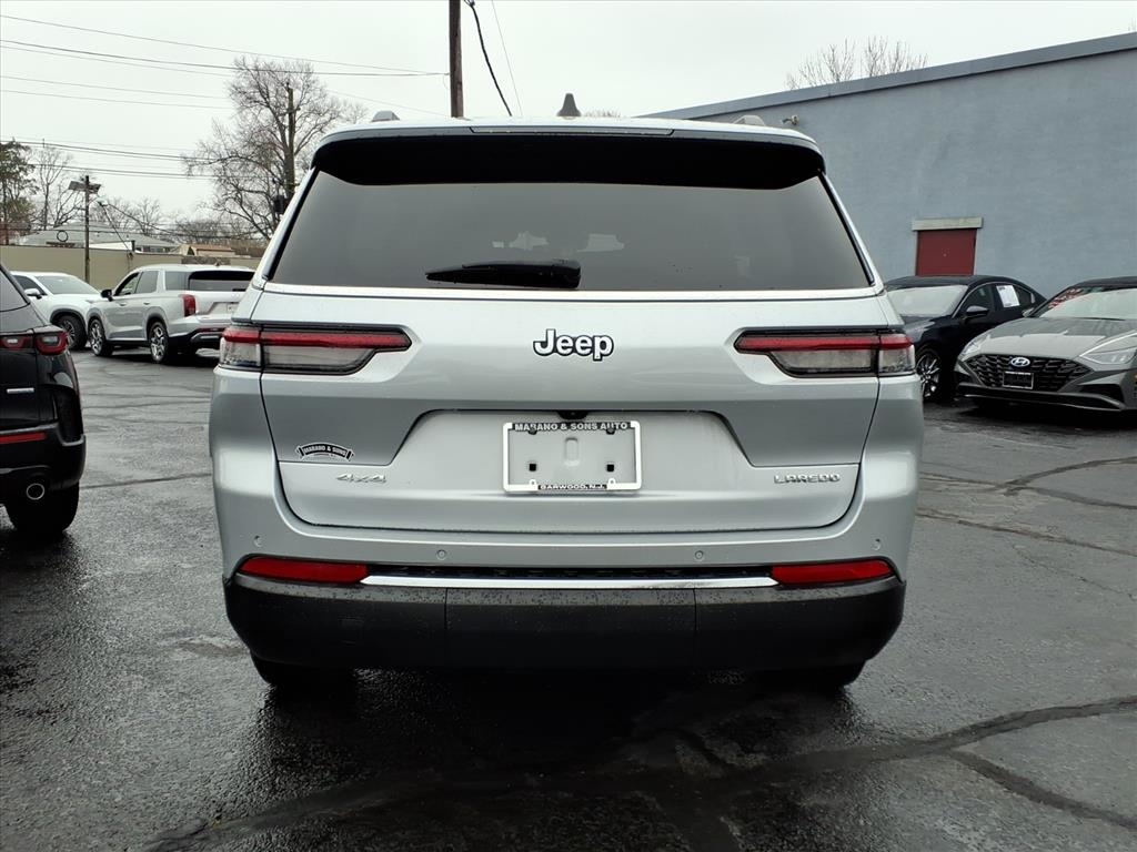 Jeep Grand Cherokee L Laredo 4x4 2023