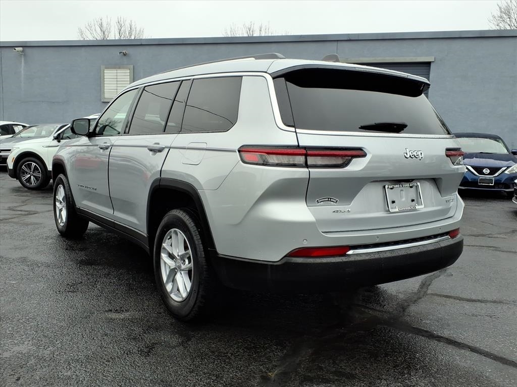 Jeep Grand Cherokee L Laredo 4x4 2023