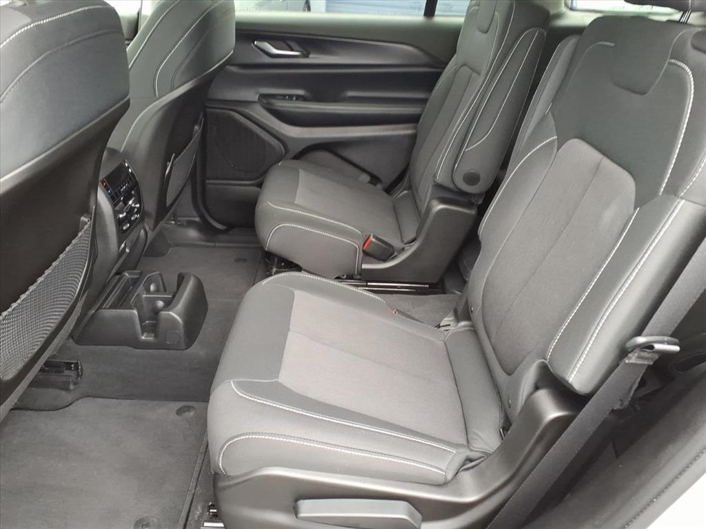 Jeep Grand Cherokee L Laredo 4x4 2023