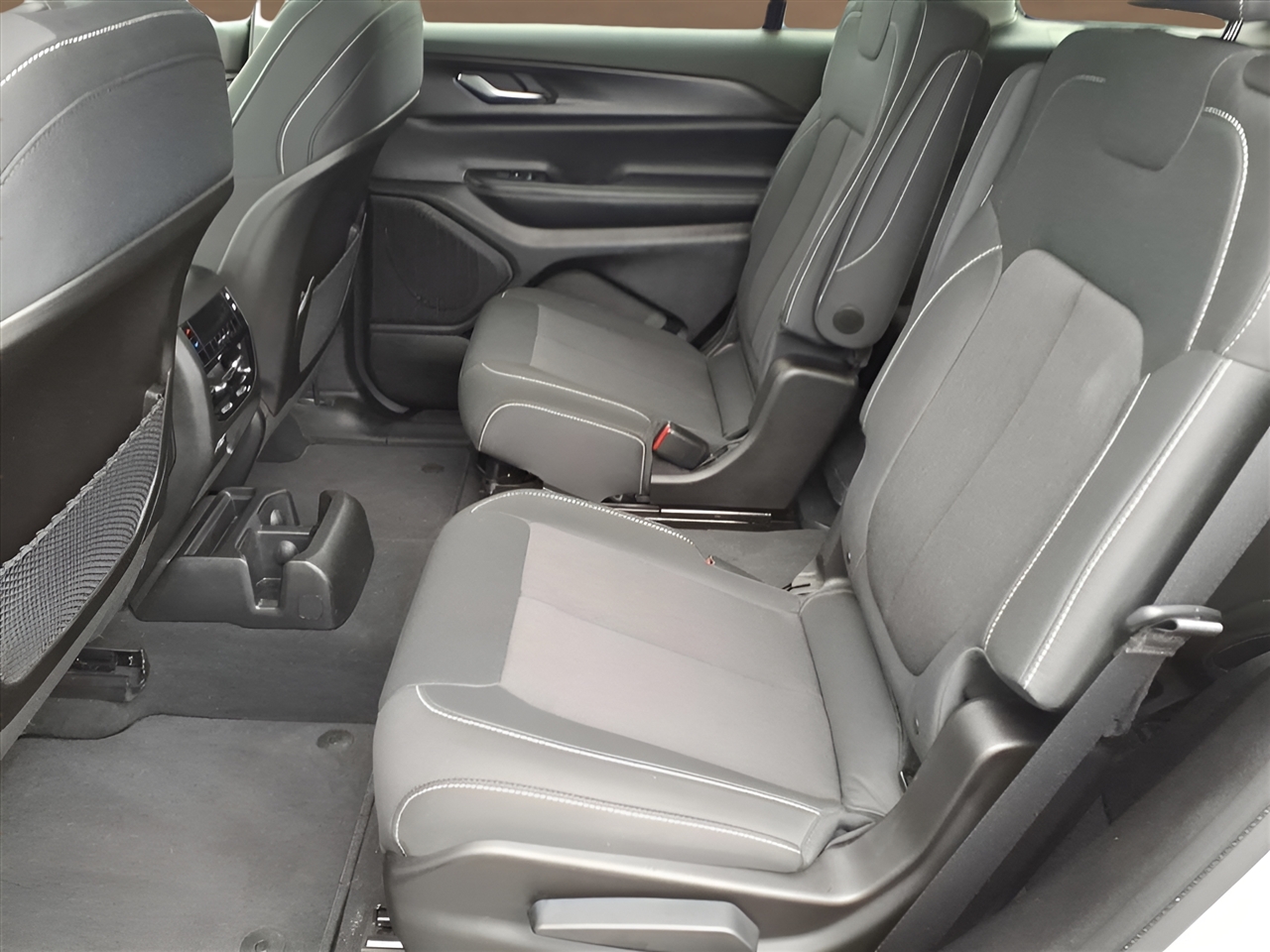 Jeep Grand Cherokee L Laredo 4x4 2023