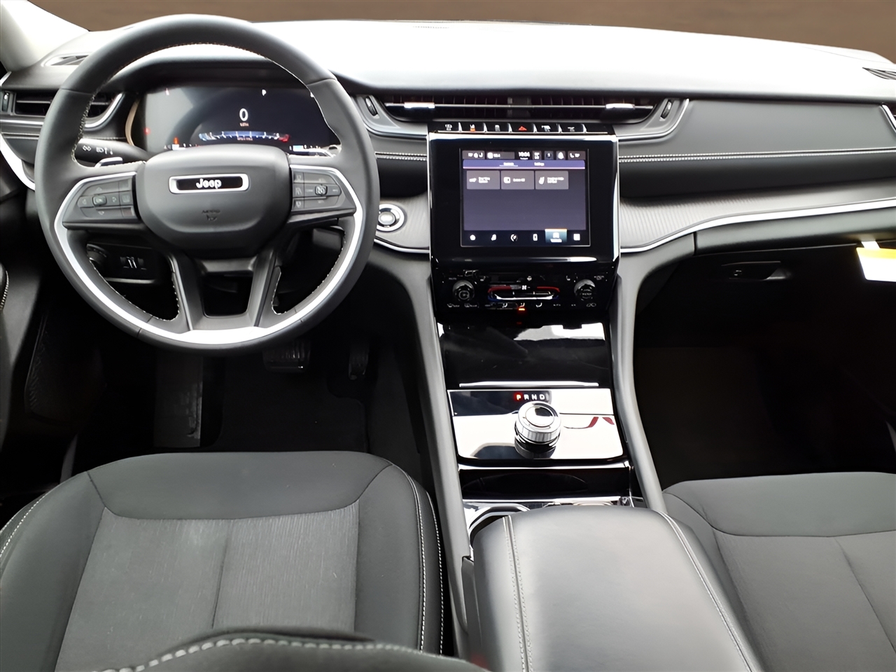 Jeep Grand Cherokee L Laredo 4x4 2023