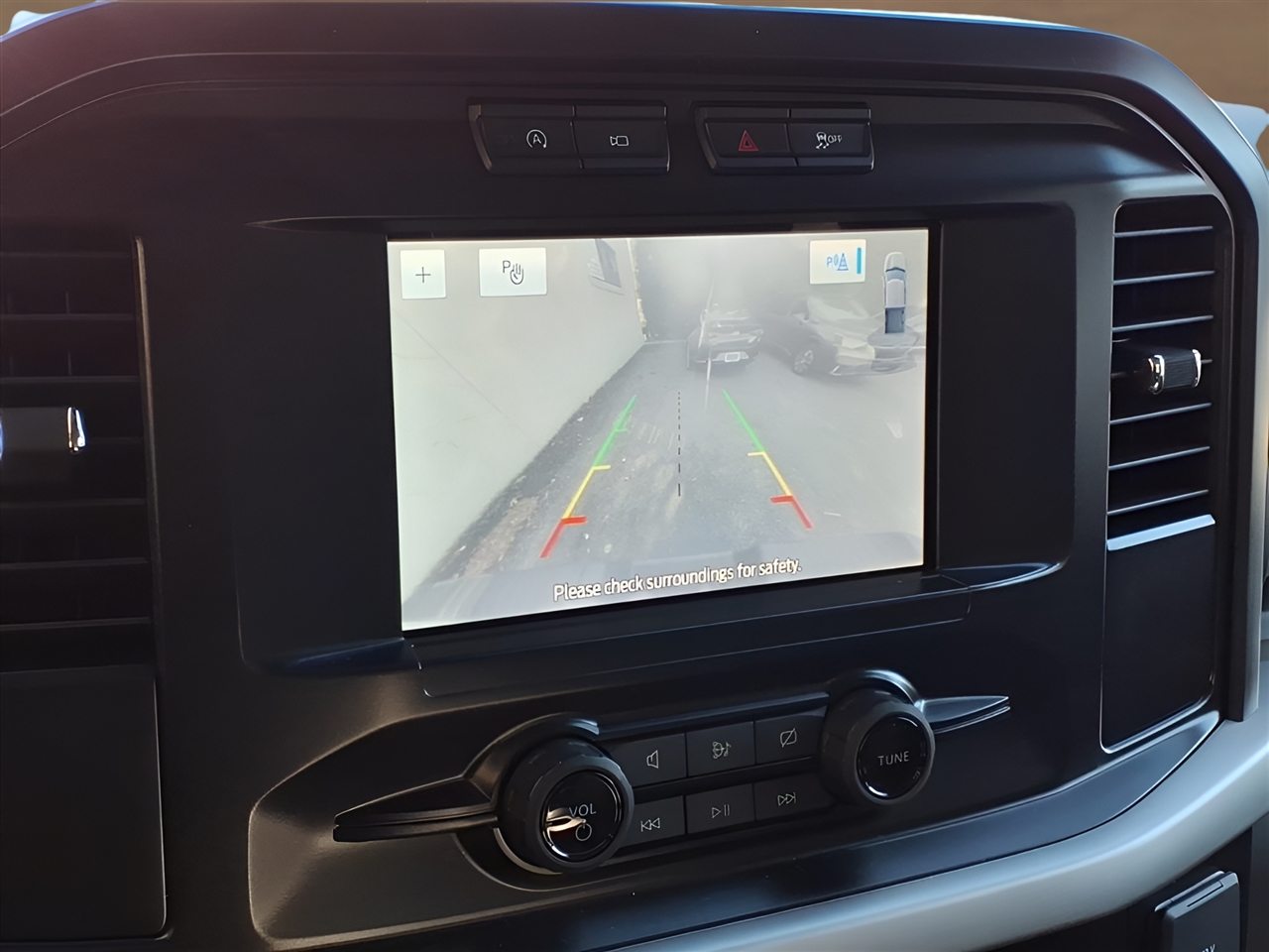 Ford F-150 XLT 4WD SuperCab 6.5' Box 2022